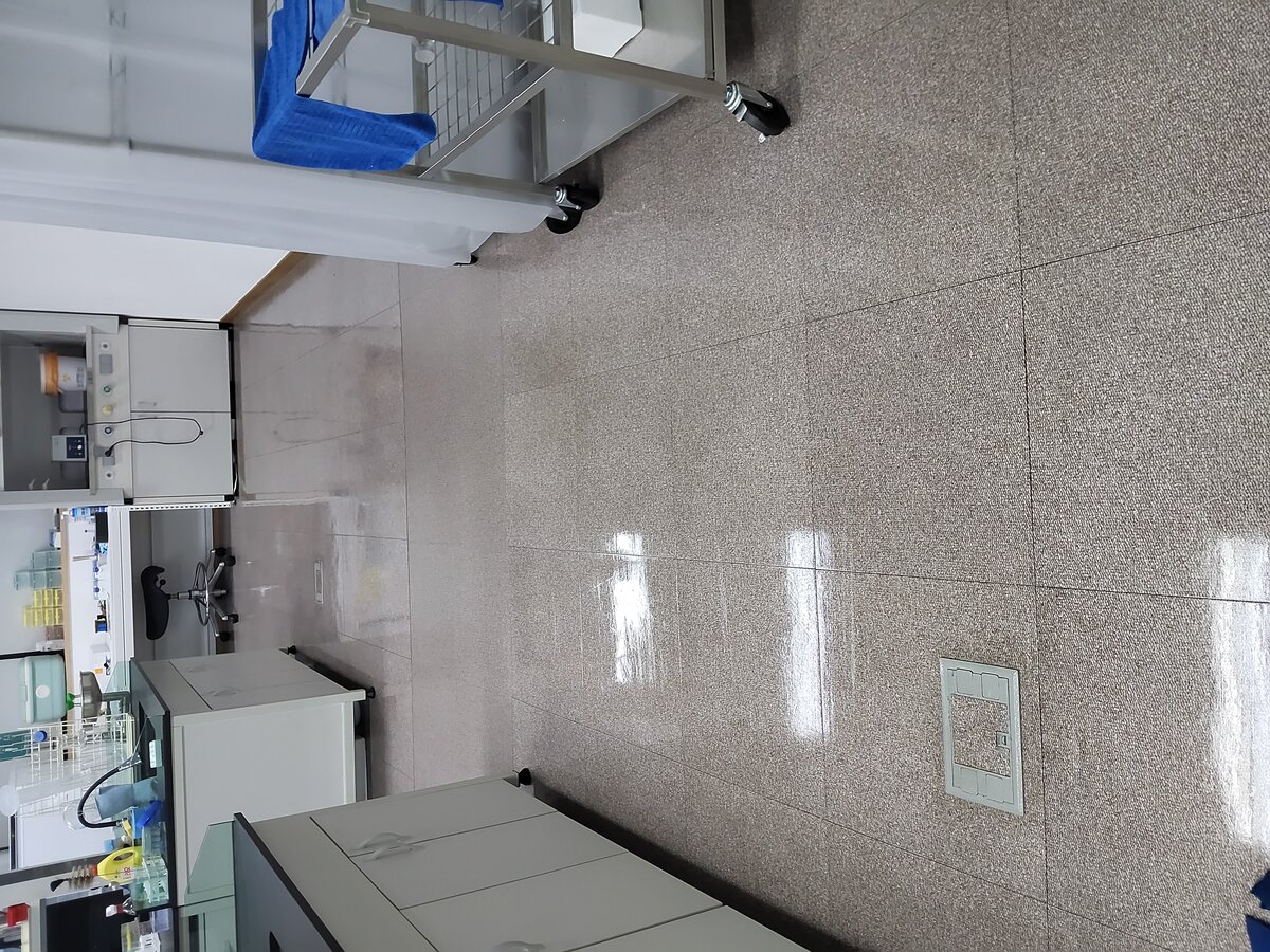 연구소 복도·실험실 관리